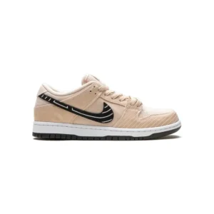 Nike SB- Dunk 'Low'- "Albino & Preto"