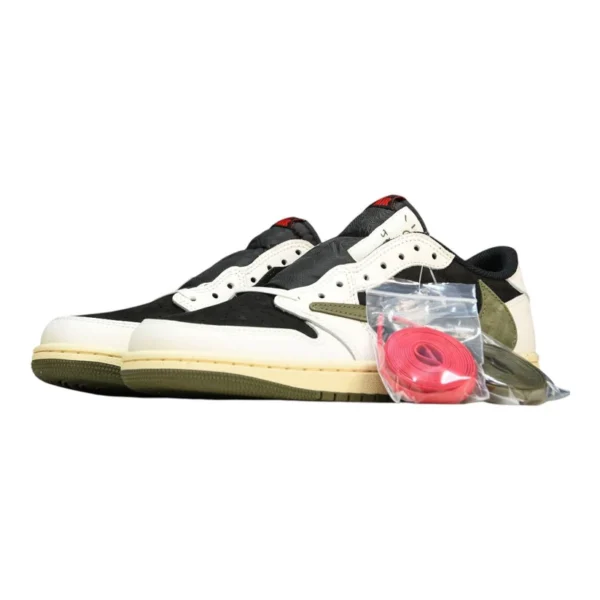 Travis Scott- Jordan 1 - Image 2