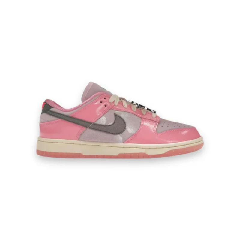 Dunk Low LX 'Barbie'