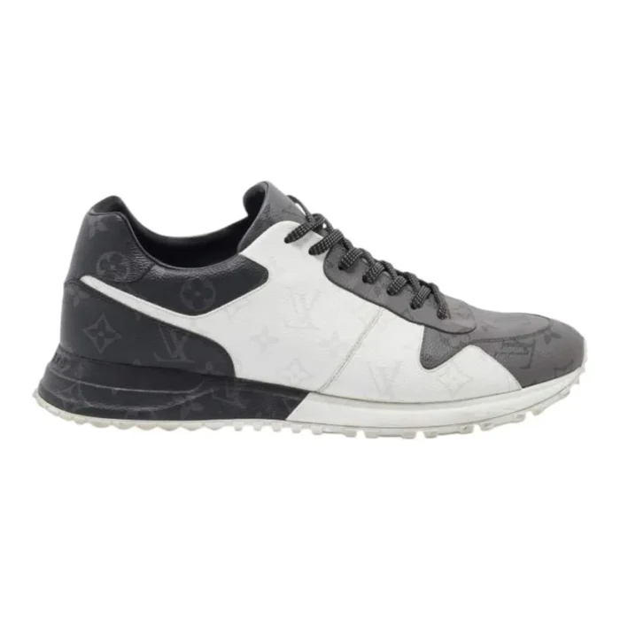 Louis Vuitton runaway