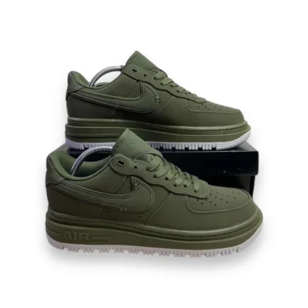 Nike Air Force 1- Low Luxe (Schwarz Bucktan Gummi Gelb) - Image 2