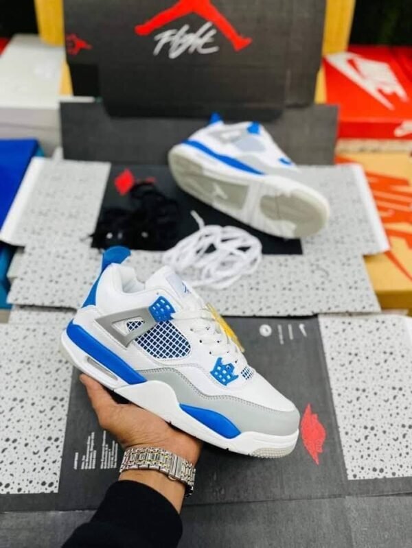 Air Jordan 4