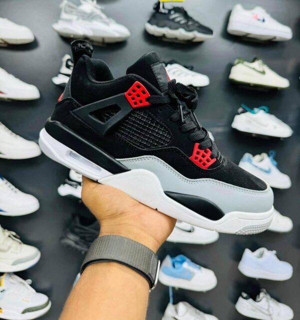 Air Jordan 4 Retro